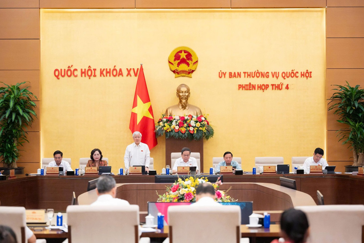 Tin tức sáng 28-7: Ủy ban Thường vụ Quốc hội cho ý kiến về dự Luật Phát triển đô thị, sửa Luật Đất đai - Ảnh 1.