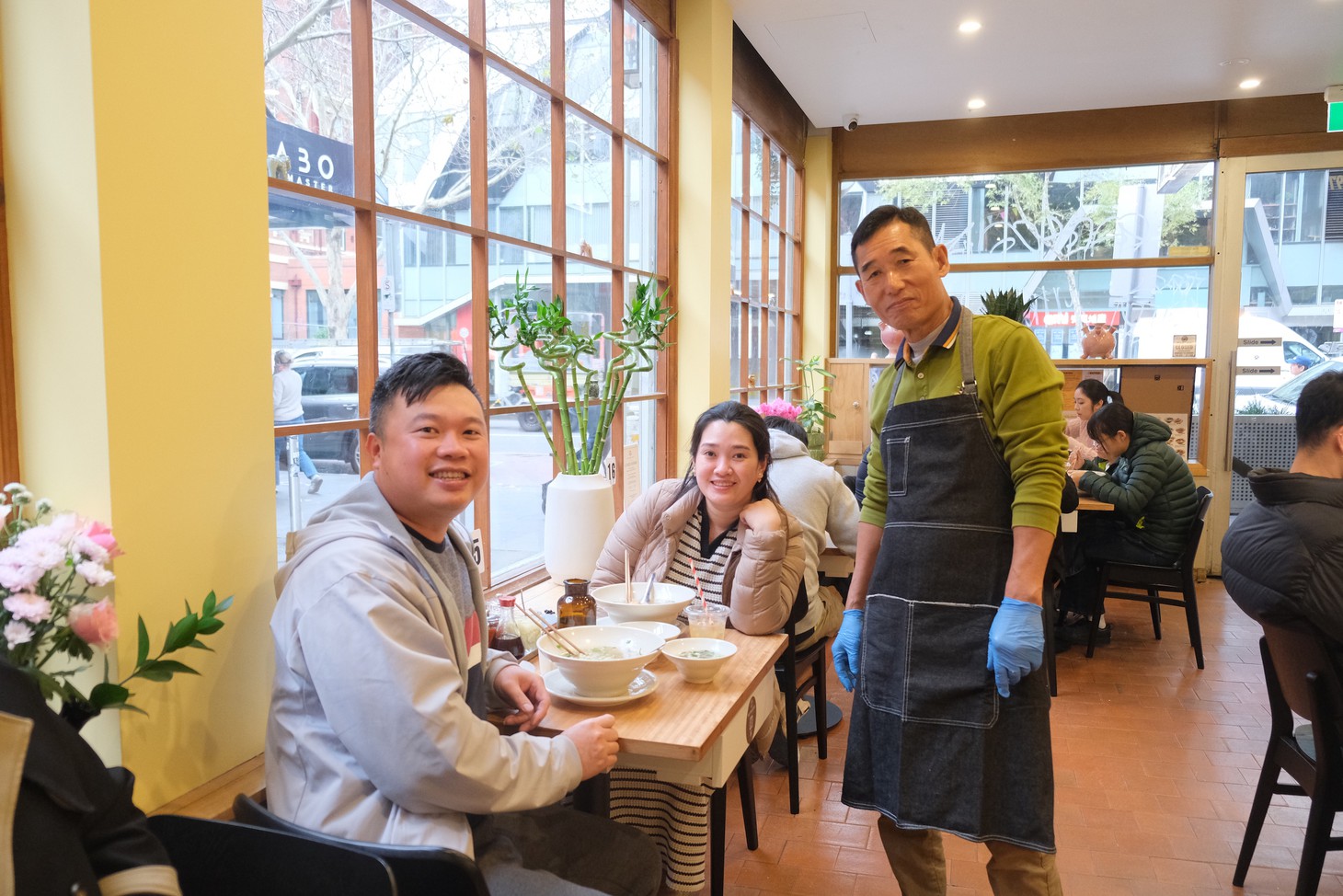 Phở 'xếp hàng' Bát Đàn sang Úc - Ảnh 2.