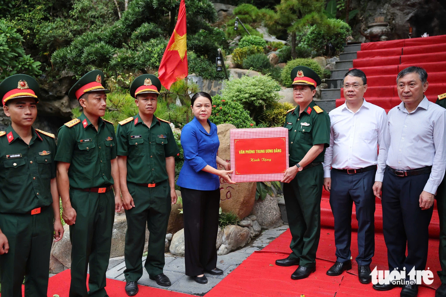 Tháng 7 đi tìm tên cho liệt sĩ và cuộc gặp với những người tuyến đầu - Ảnh 26.