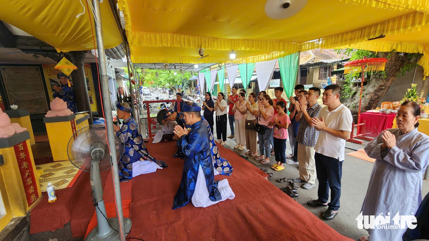 Ngày giỗ chung đặc biệt của người dân xứ Huế - Ảnh 6.