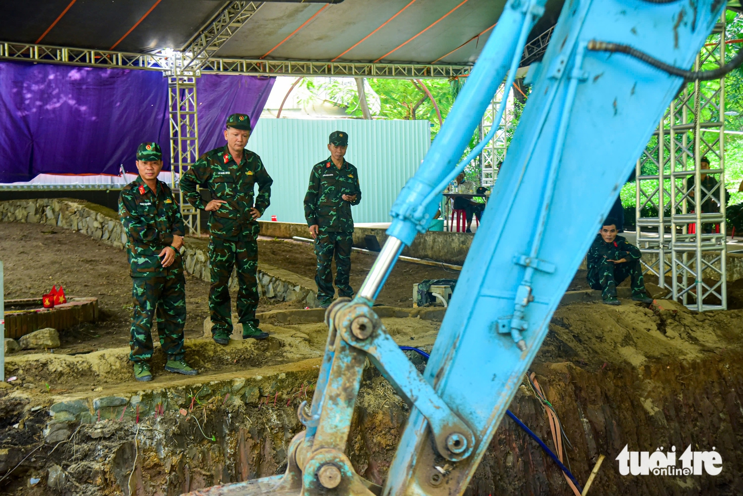Vị trí tìm kiếm hài cốt liệt sĩ tại công viên Lê Thị Riêng được mở rộng gấp 3 lần - Ảnh 7.
