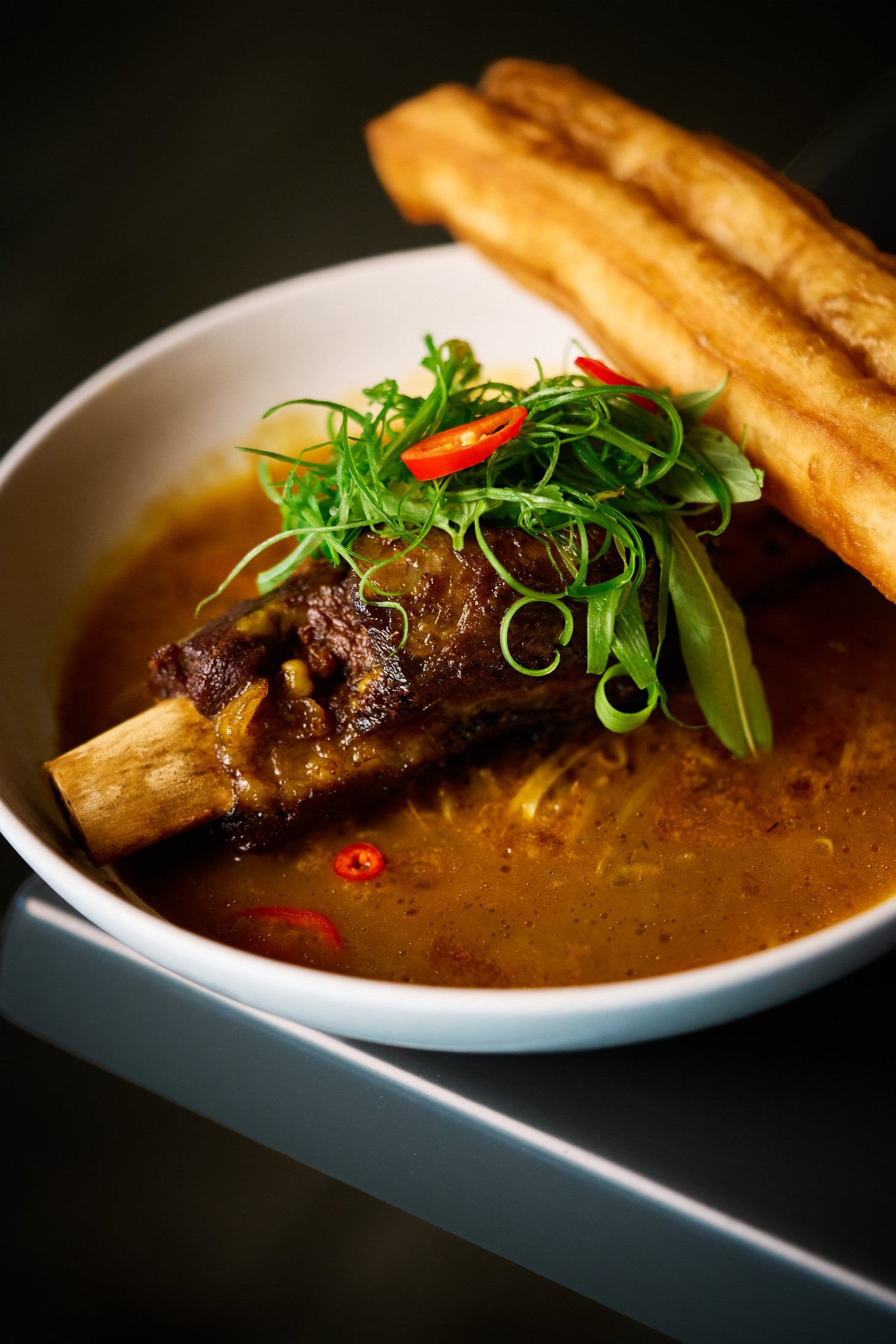 Bánh khọt, bò kho, cà ri vịt... món ăn Việt Nam trở thành trào lưu ở Úc - Ảnh 2.
