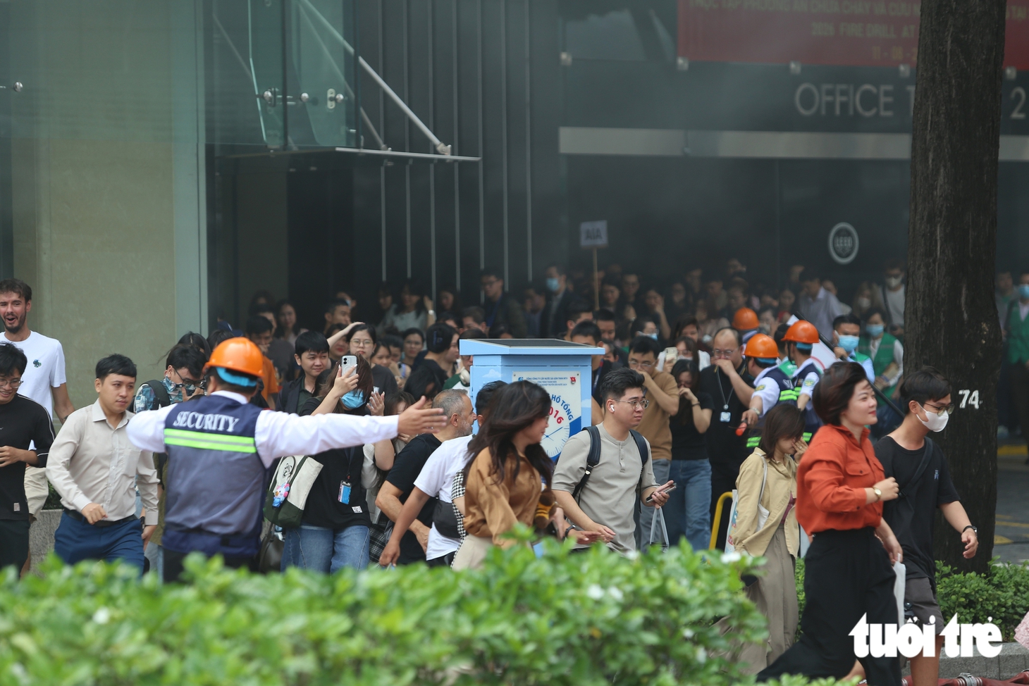 Hơn 3.000 người tham gia diễn tập chữa cháy, cứu nạn tại Saigon Centre - Ảnh 2.