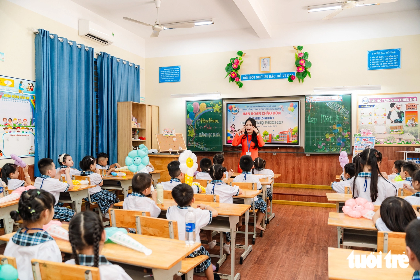 TP.HCM: Rộn ràng ngày tựu trường của học sinh lớp 1, sẵn sàng đón đầu xu hướng AI - Ảnh 15.