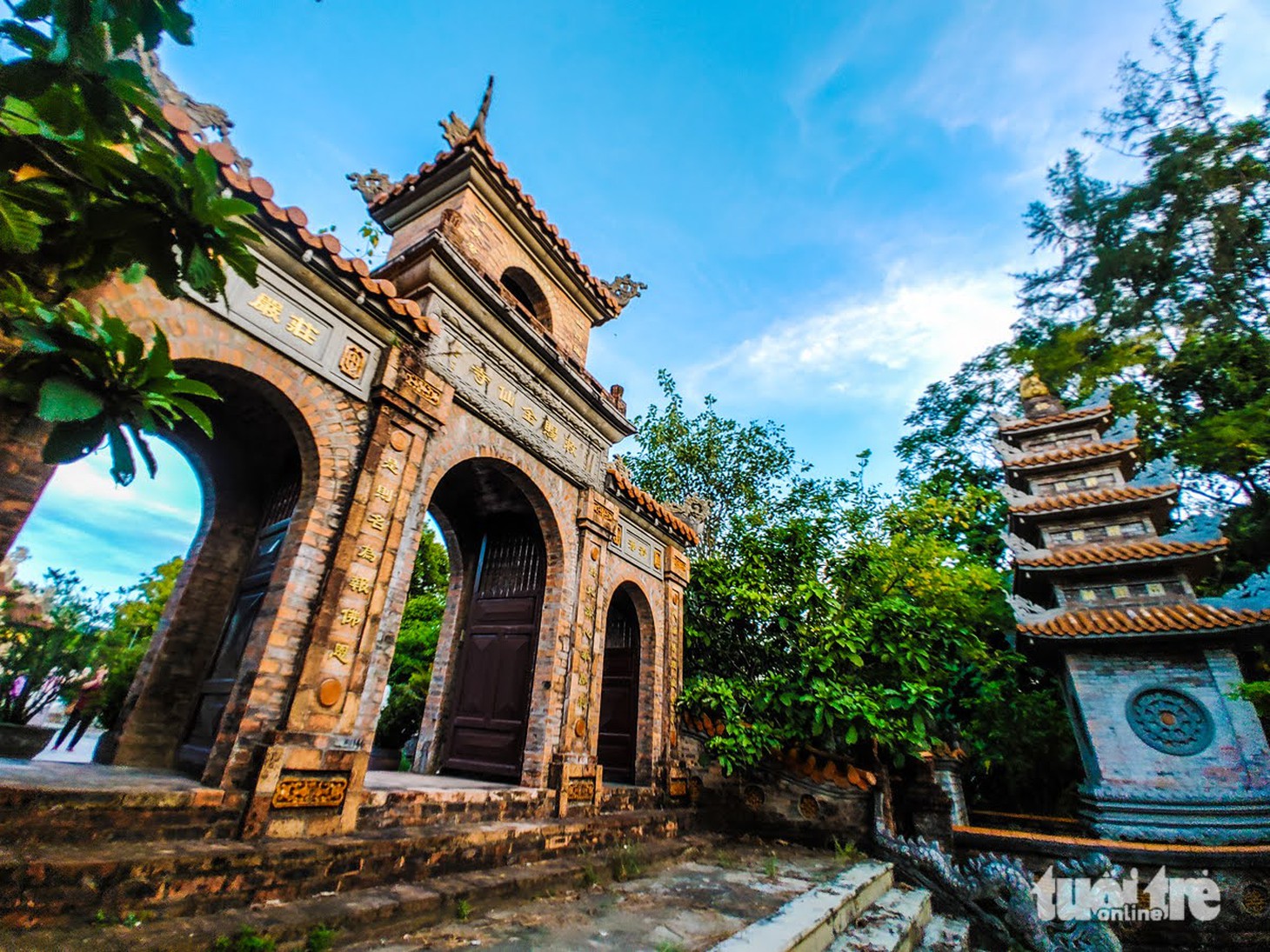 Chùa Kim Tiên 300 tuổi, nơi lưu dấu Hoàng hậu Lê Ngọc Hân - Ảnh 1.