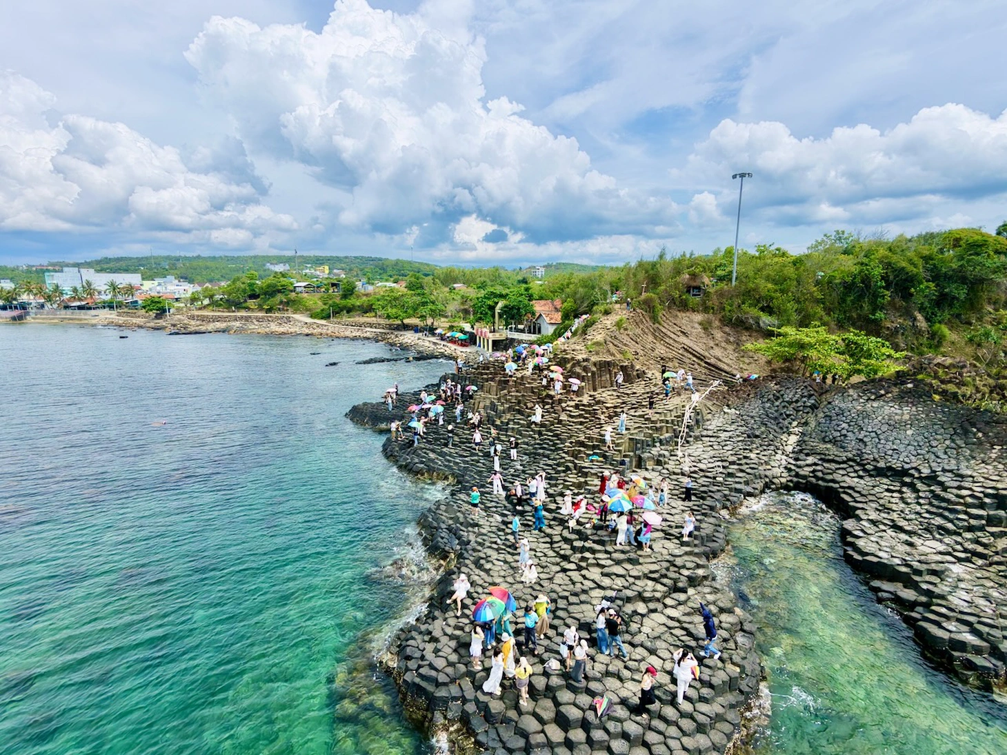 Công viên địa chất Phú Yên hướng tới danh hiệu UNESCO - Ảnh 3.