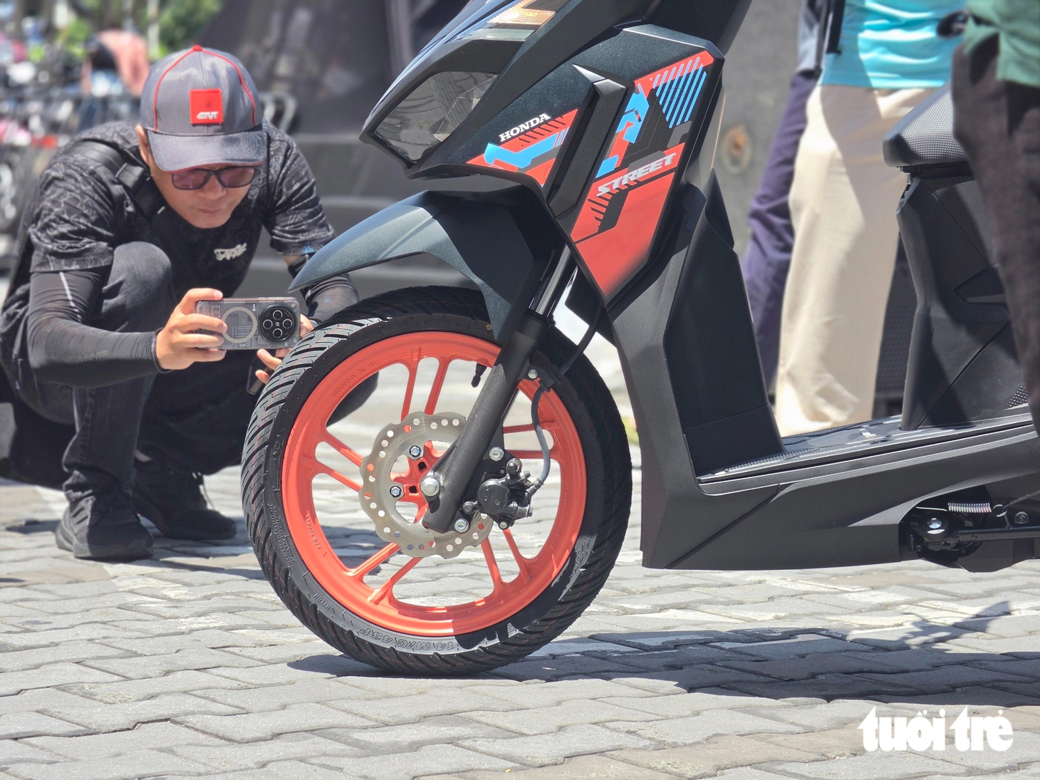 Honda Vario 2027 chốt giá từ 42,7 triệu đồng, thêm bản ghi-đông trần như mô tô - Ảnh 9.