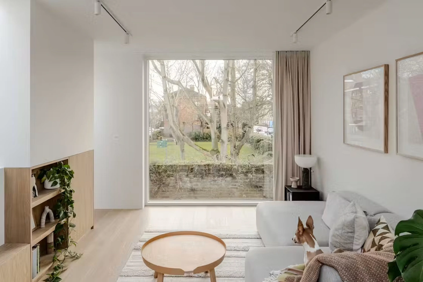 Ngôi nhà 40m2 được rao bán với giá 1 triệu bảng Anh - Ảnh 13.