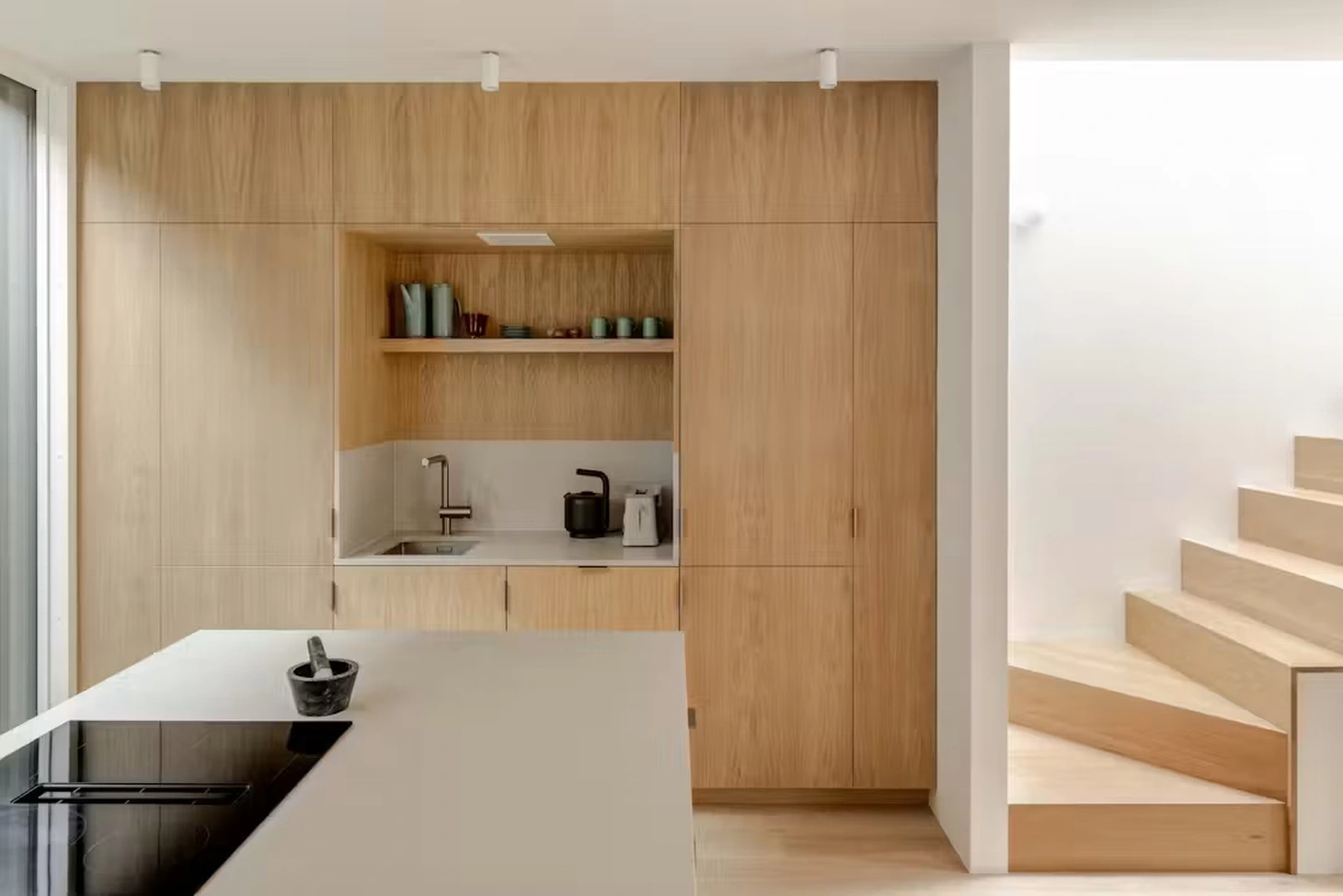 Ngôi nhà 40m2 được rao bán với giá 1 triệu bảng Anh - Ảnh 11.