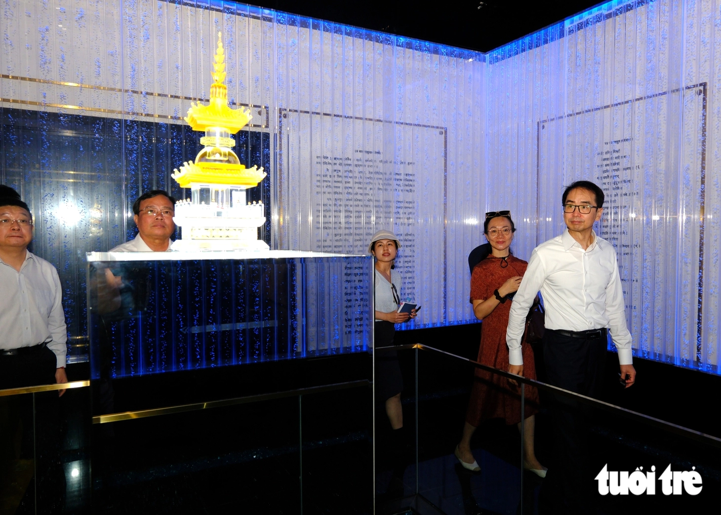 Đại sứ Hà Vĩ: "Tây Ninh núi đẹp, sông đẹp và người càng đẹp" - Ảnh 3.