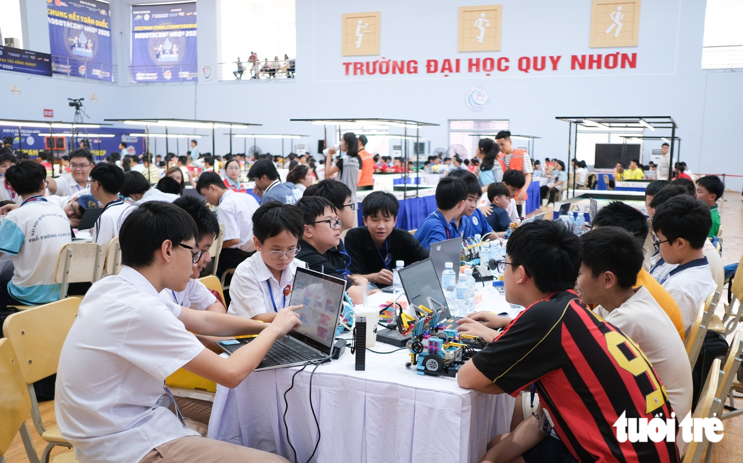 Tinh anh cả nước tranh tài tại vòng chung kết cuộc thi lắp ráp, lập trình robot - Ảnh 1.