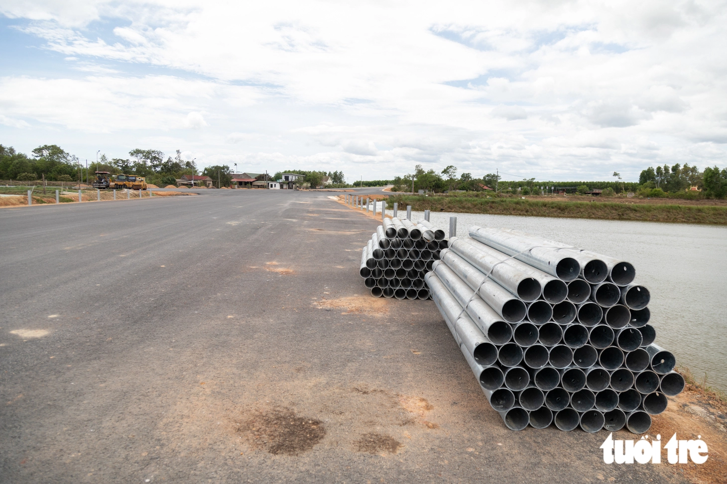 Xe chạy vào đường tránh Đông Hà chưa bàn giao, đã có 2 vụ tai nạn, 3 người tử vong - Ảnh 4.