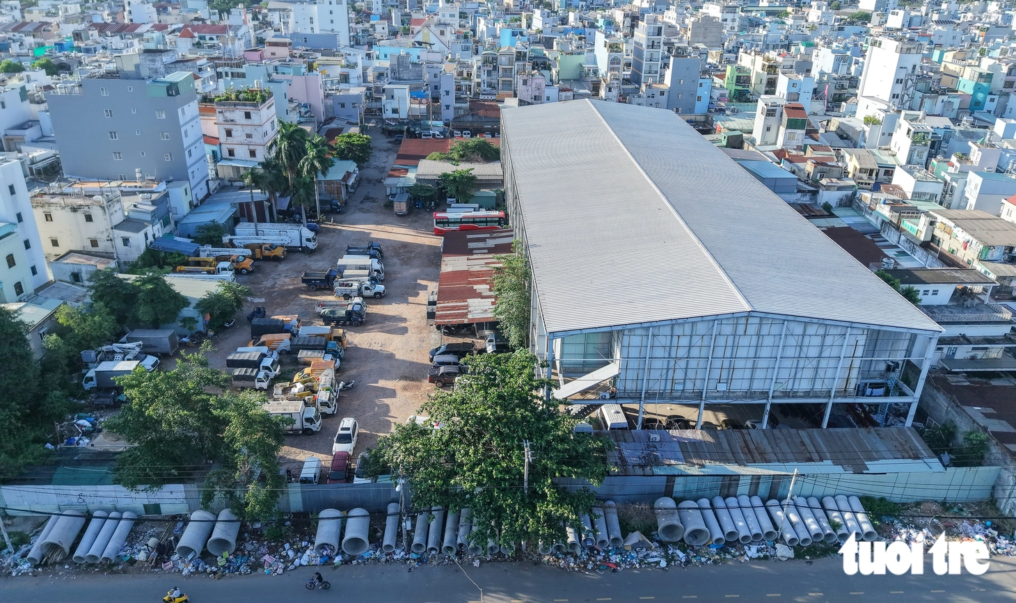 Toàn cảnh bờ Nam kênh Đôi: Hàng ngàn căn nhà chông chênh chờ giải tỏa - Ảnh 16.