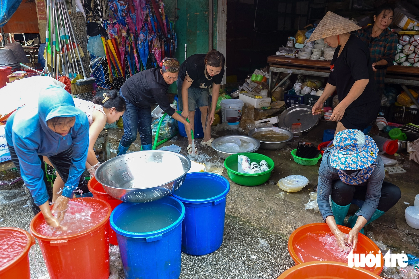 Chạy lũ năm thứ 3 liên tiếp, người dân Thất Khê mong thoát cảnh ngập lụt triền miên - Ảnh 8.