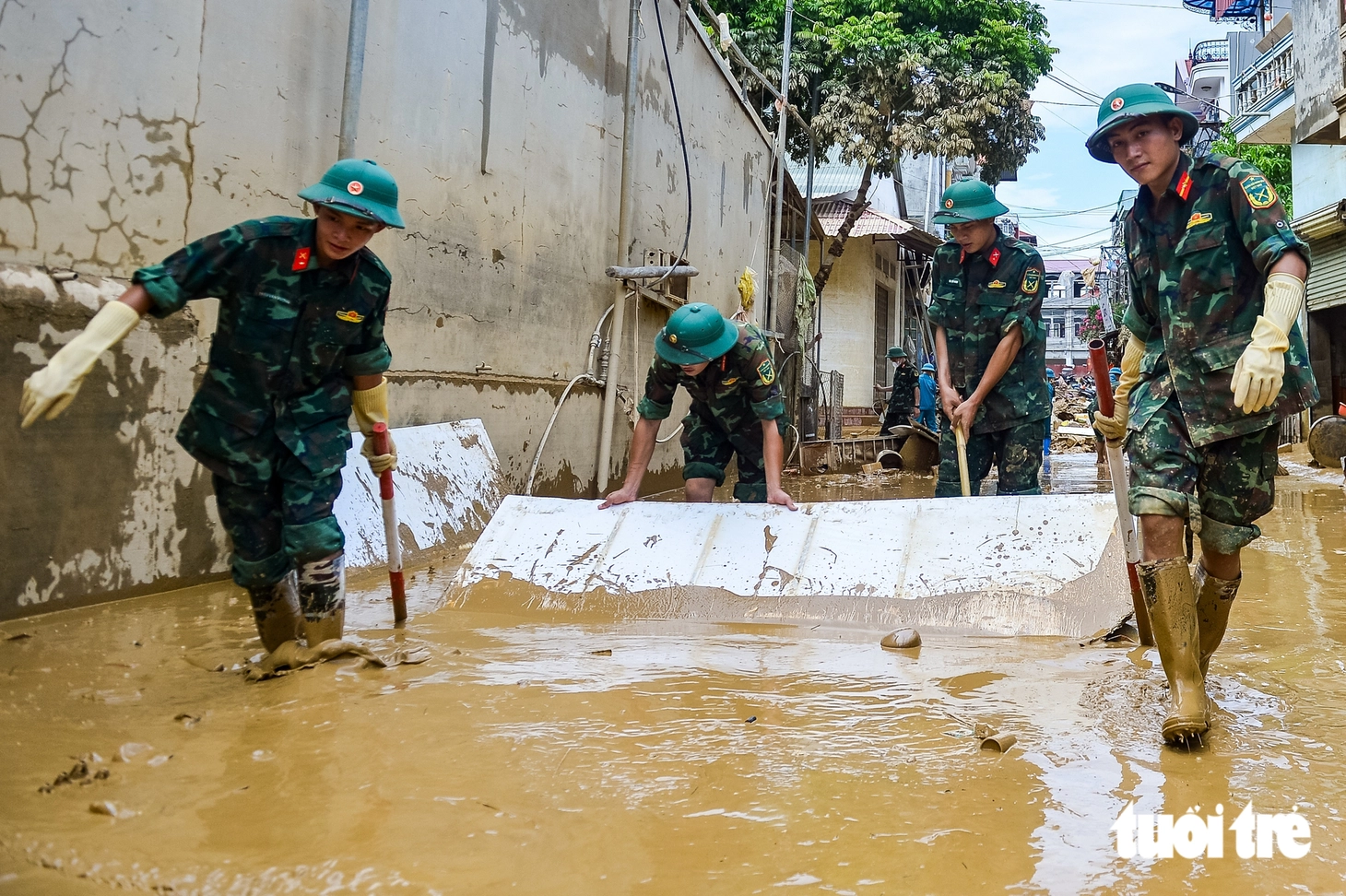 Chạy lũ năm thứ 3 liên tiếp, người dân Thất Khê mong thoát cảnh ngập lụt triền miên - Ảnh 10.