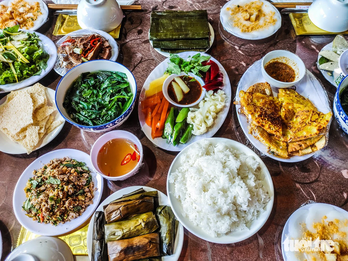 Mâm cơm chay Huế giữa ngôi cổ tự Kim Tiên hơn 300 năm tuổi - Ảnh 10.