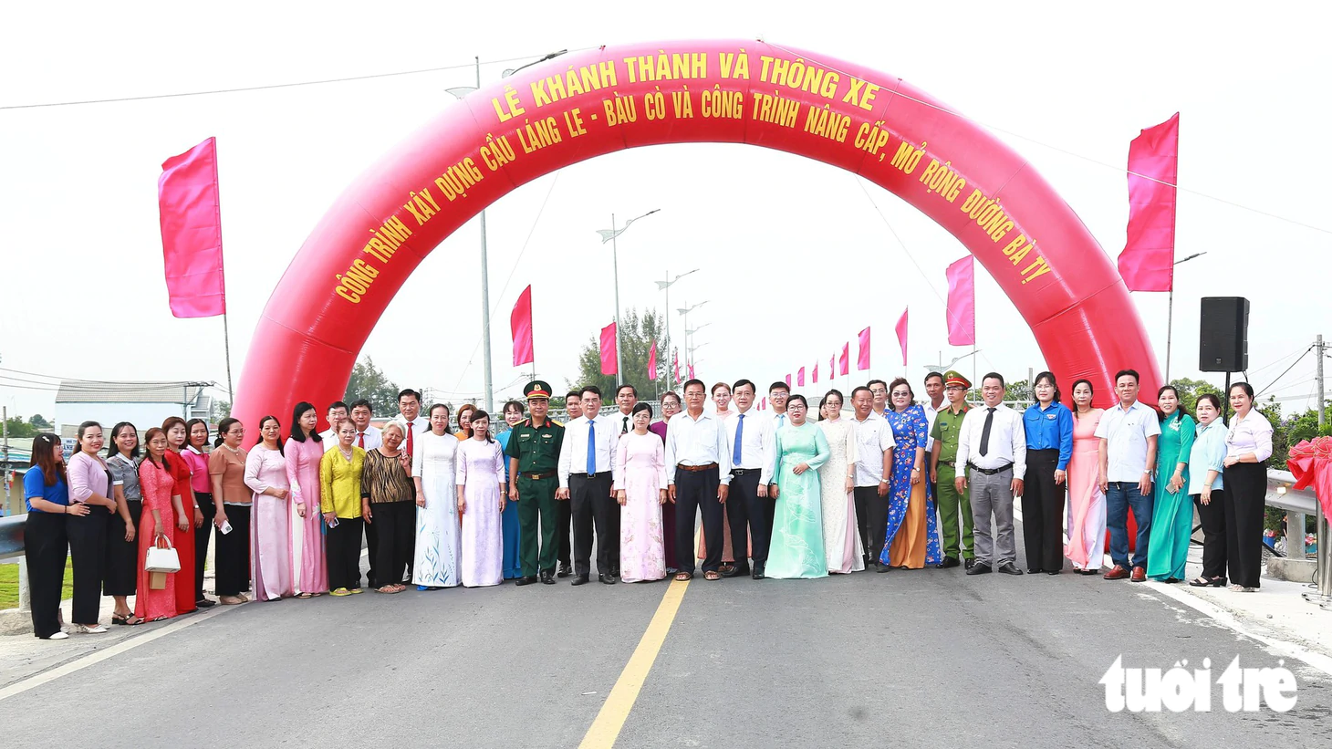 Thông xe cầu Láng Le - Bàu Cò và đường Bà Tỵ: Khai thông một trong những trục kết nối TP.HCM - Tây Ninh - Ảnh 4.