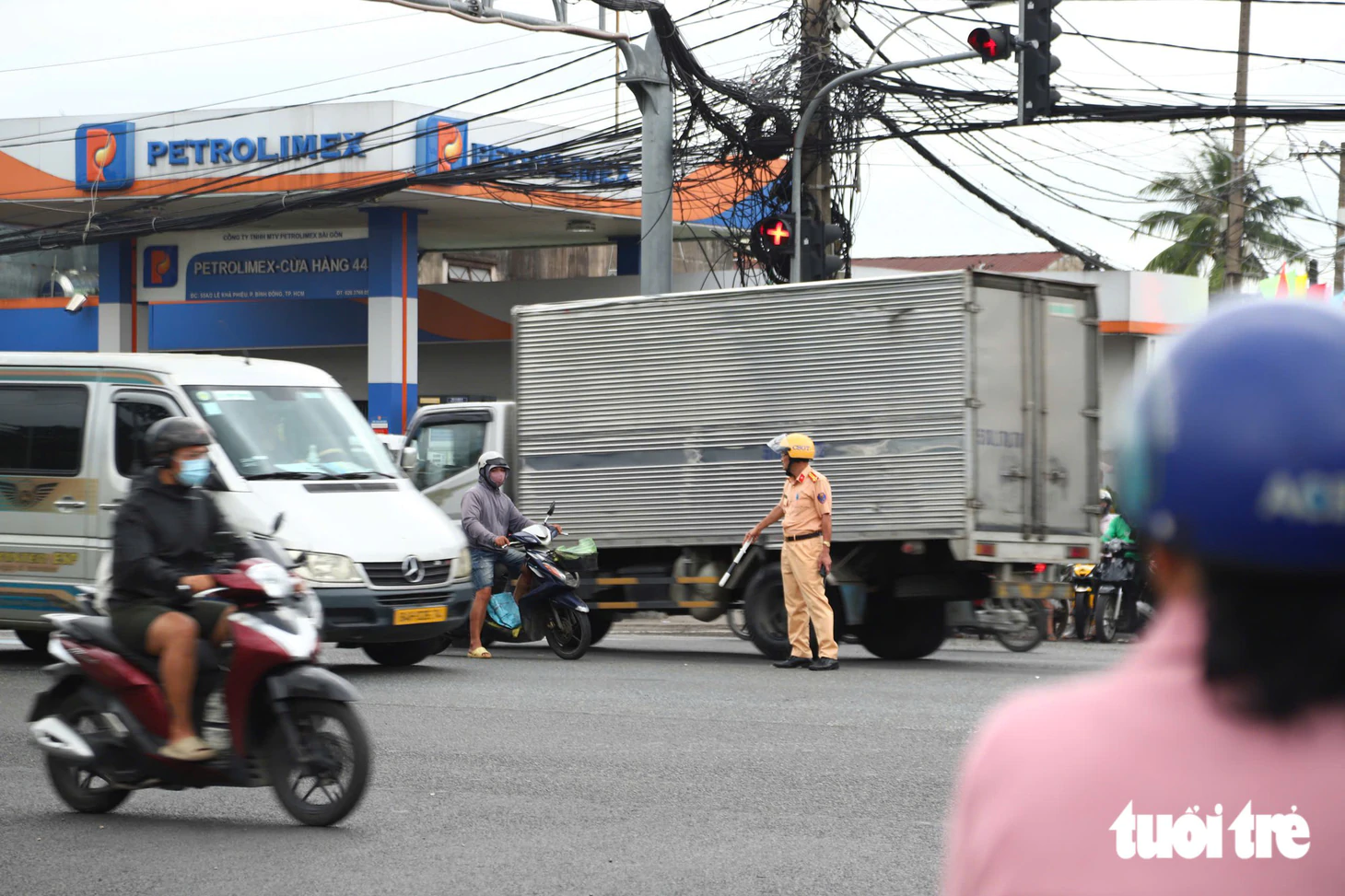 Ngày đầu nghỉ lễ 2-9, cao tốc TP.HCM - Long Thành kẹt 10km, đường Võ Chí Công cũng 'đứng hình' - Ảnh 12.