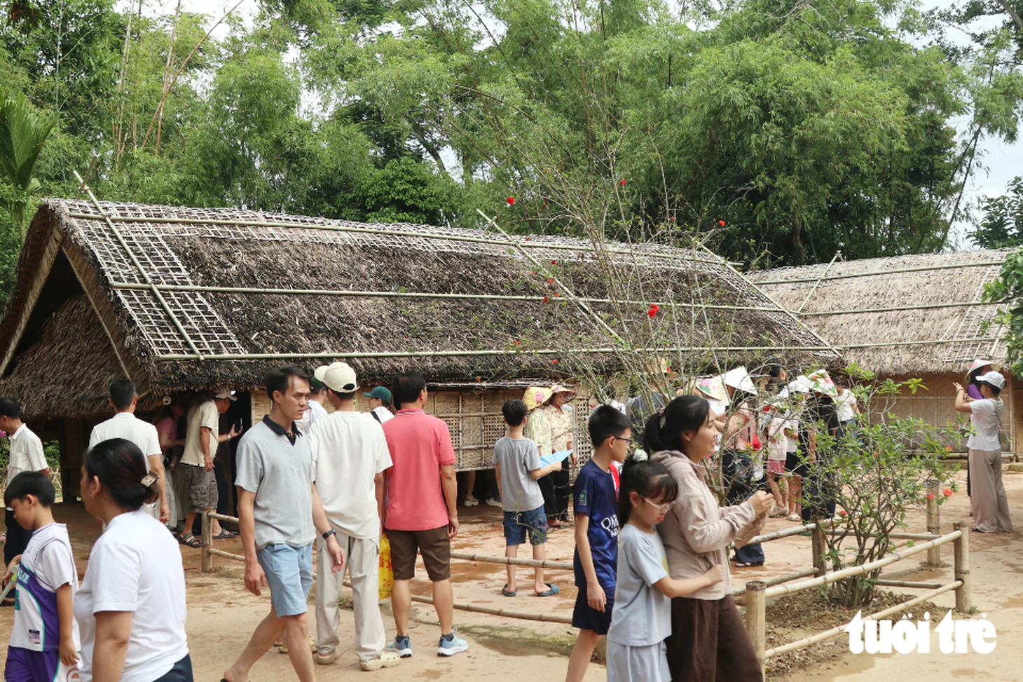 Người dân muôn phương về thăm quê Bác Hồ dịp Quốc khánh - Ảnh 5.