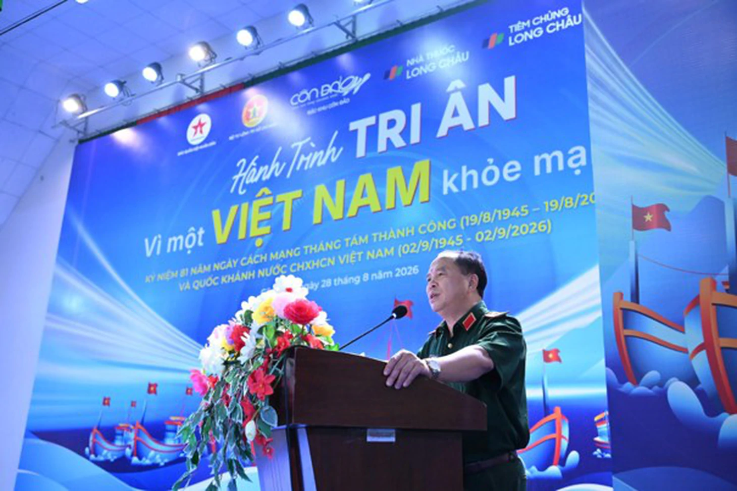 Long Châu mang đến sức khỏe cho người dân Côn Đảo trong Hành trình tri ân 2026 - Ảnh 2.