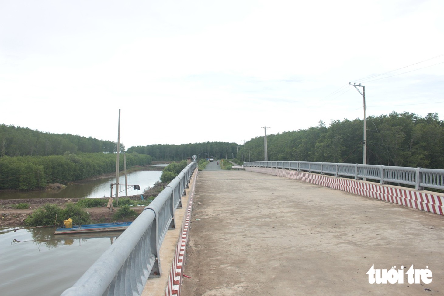 Nghỉ lễ 2 - 9 khám phá biển Thạnh Phong và thưởng thức hải sản tươi sống tuyệt vời - Ảnh 3.