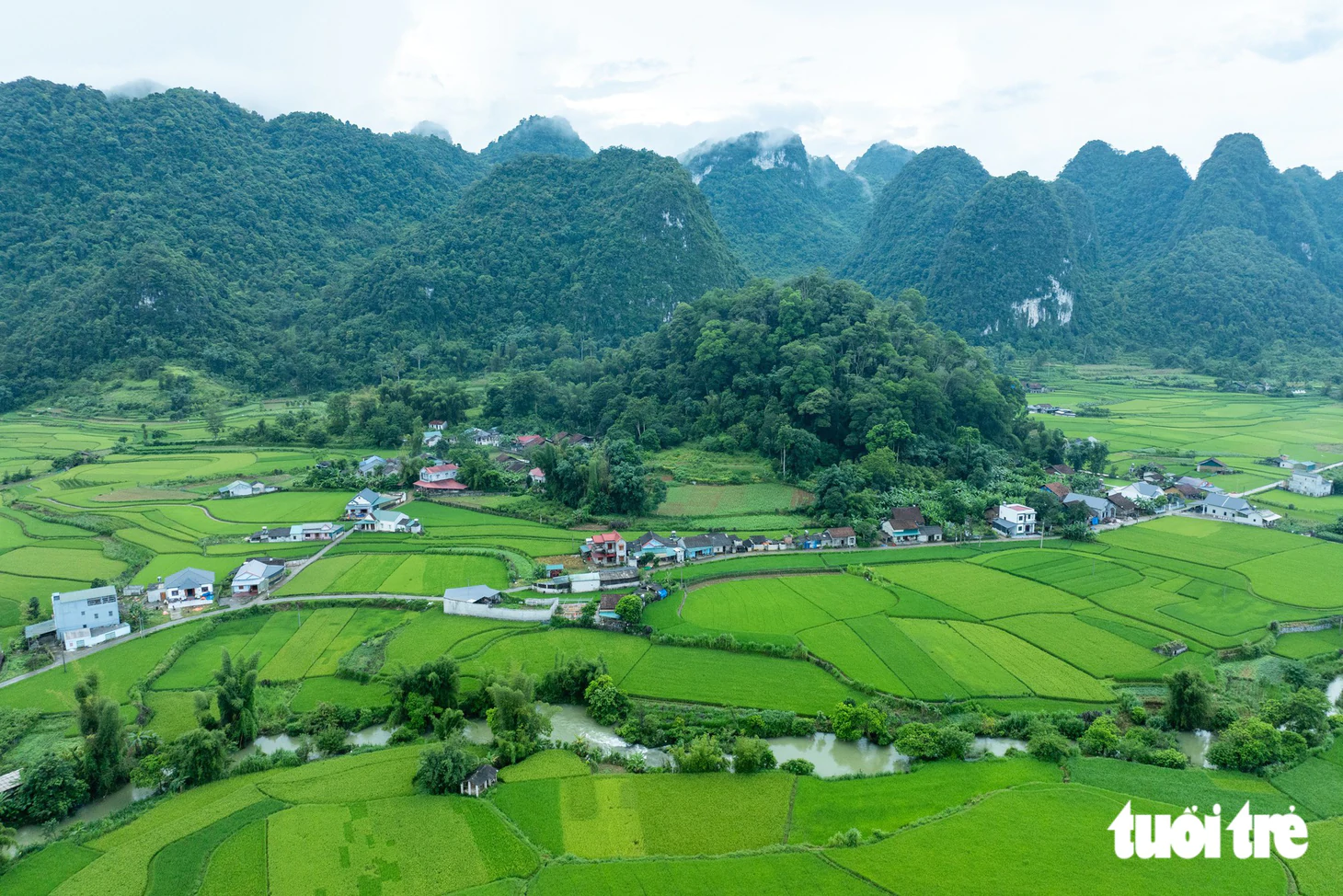 Bên mâm cơm mừng Quốc khánh ở xã Độc Lập - Ảnh 6.