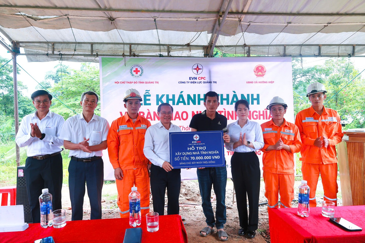 Công ty Điện lực Quảng Trị lan tỏa nghĩa tình vì cộng đồng - Ảnh 4.