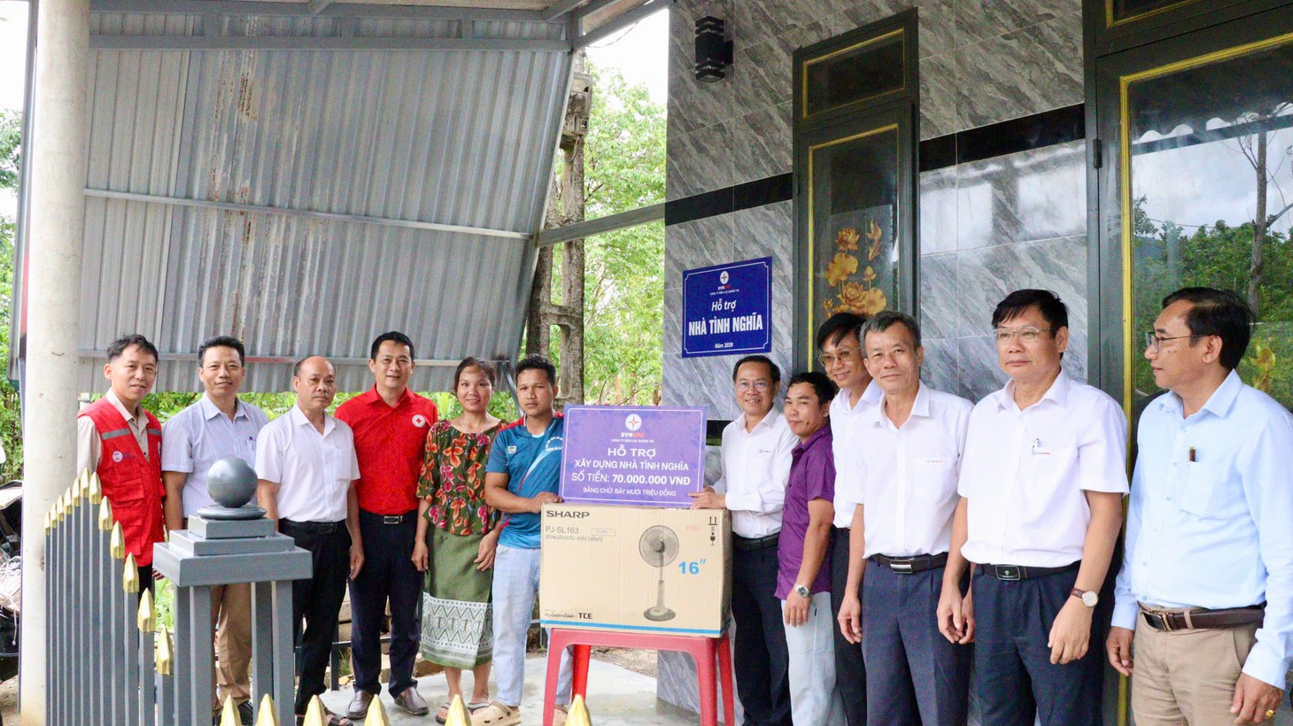 Công ty Điện lực Quảng Trị lan tỏa nghĩa tình vì cộng đồng - Ảnh 3.