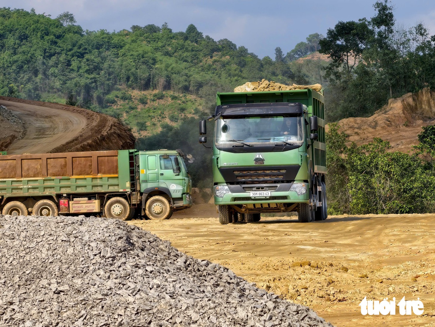 Những hình ảnh đầu tiên cao tốc Tân Phú - Bảo Lộc do Sơn Hải thi công - Ảnh 5.