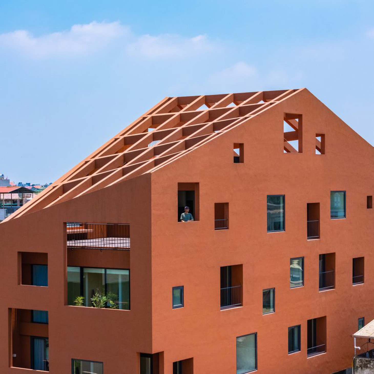 100 Windows: ngôi nhà vỏ kép giữa vùng ven đô Hà Nội đang đổi thay - Ảnh 6.