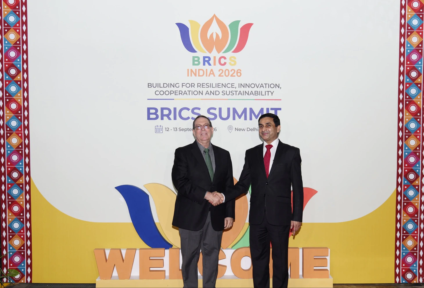 Chùm ảnh: Ấn Độ rộn ràng đón lãnh đạo thế giới dự Thượng đỉnh BRICS lần thứ 18 - Ảnh 8.