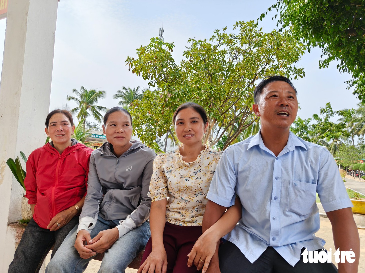 32 ngư dân trở về từ cõi chết: uống cả nước tiểu cầm hơi, bất lực nhìn từng bạn tàu buông tay - Ảnh 7.