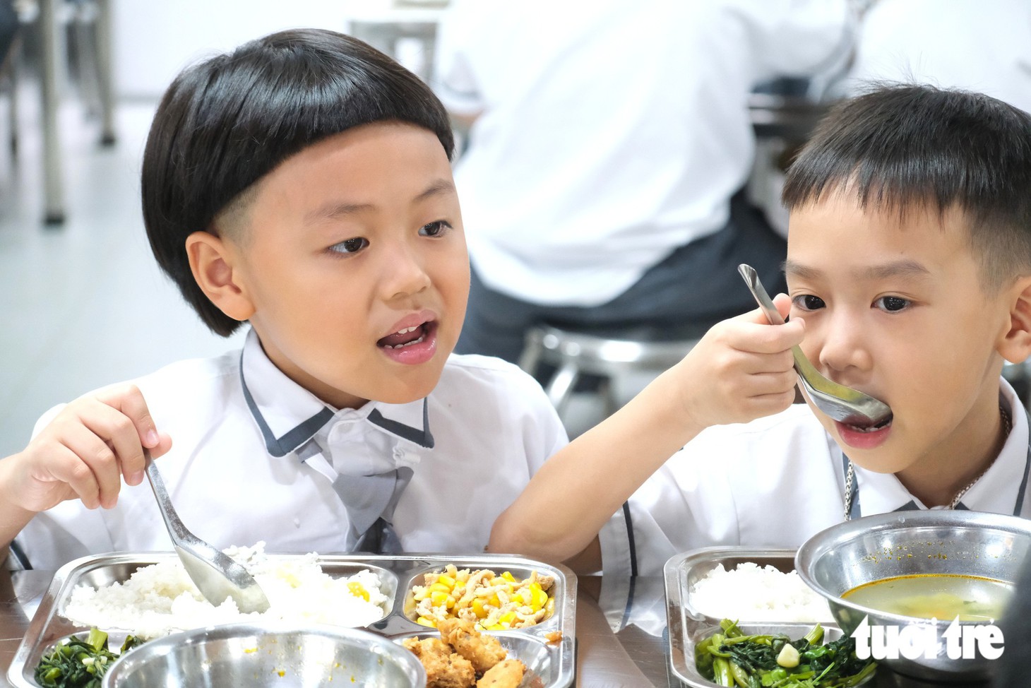 Trường tiểu học công lập 194 tỉ gây sốt với bếp ăn sáng choang, phòng nghỉ bán trú 'xịn sò' - Ảnh 20.