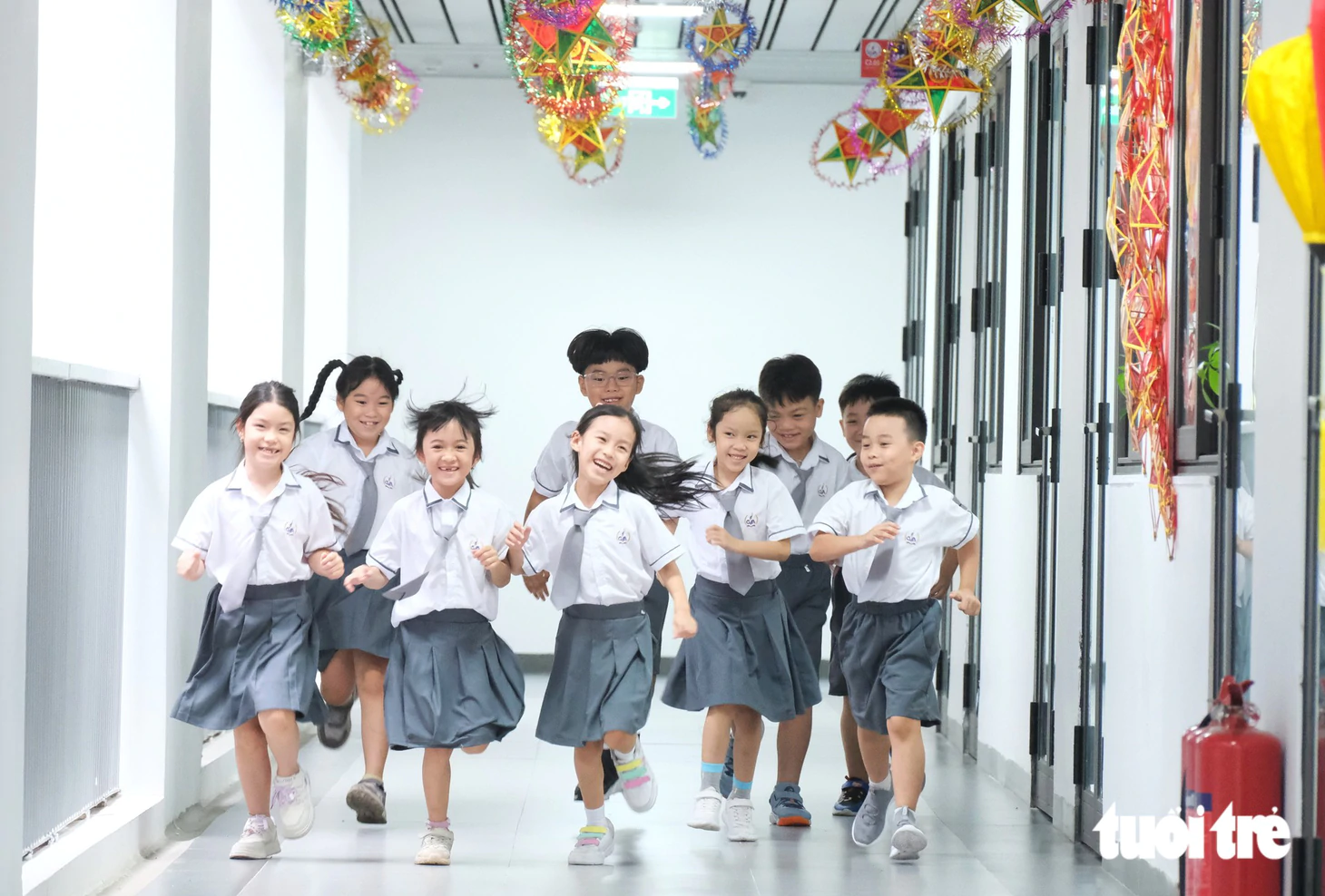 Trường tiểu học công lập 194 tỉ gây sốt với bếp ăn sáng choang, phòng nghỉ bán trú 'xịn sò' - Ảnh 44.