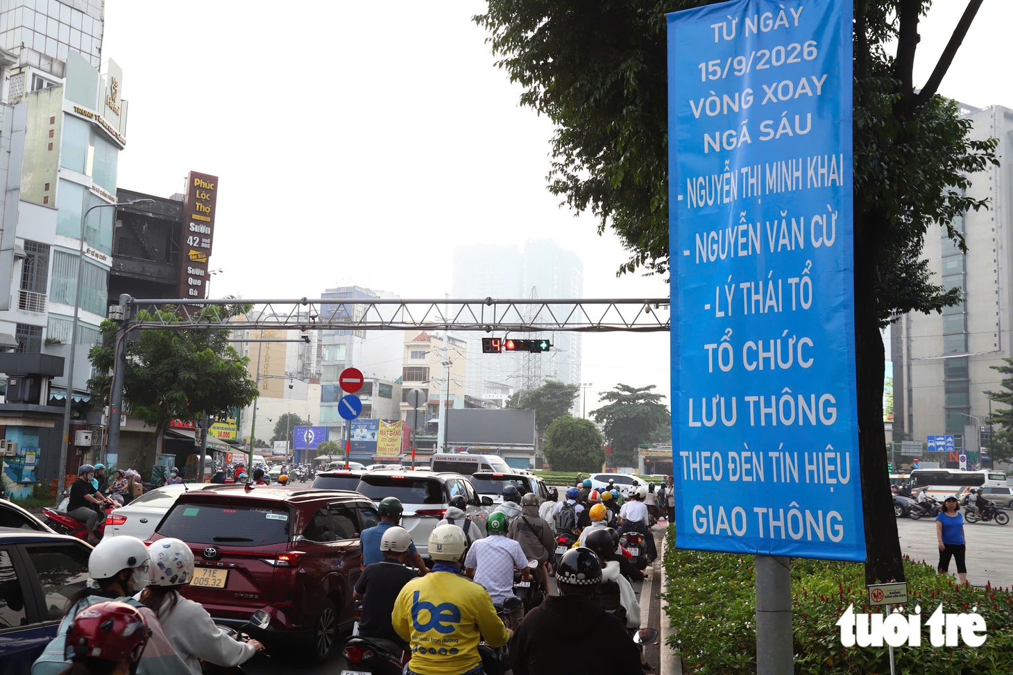 Xe máy được chạy thẳng liên tục ở vòng xoay ngã 6 Cộng Hòa, nhiều người dân còn loay hoay - Ảnh 5.