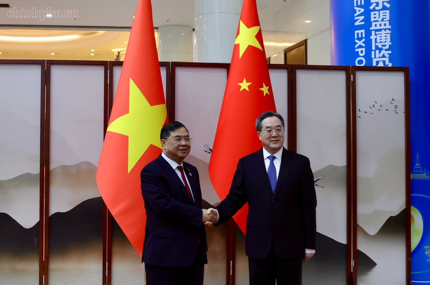 Trung Quốc sẵn sàng cùng Việt Nam xây dựng chuỗi cung ứng, chuỗi sản xuất ổn định - Ảnh 1.
