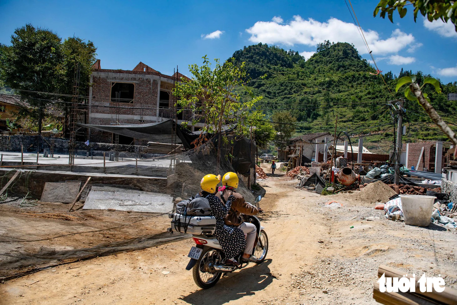Lô Lô Chải nhà xây nhiều hơn nhà trình tường - Ảnh 6.