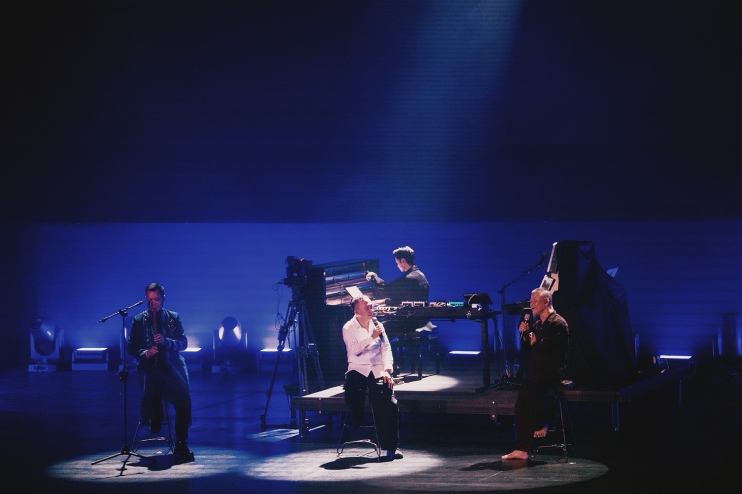 Quốc Trung tổ chức concert đặc biệt nhất nhân dịp được đi xe bus miễn phí - Ảnh 6.