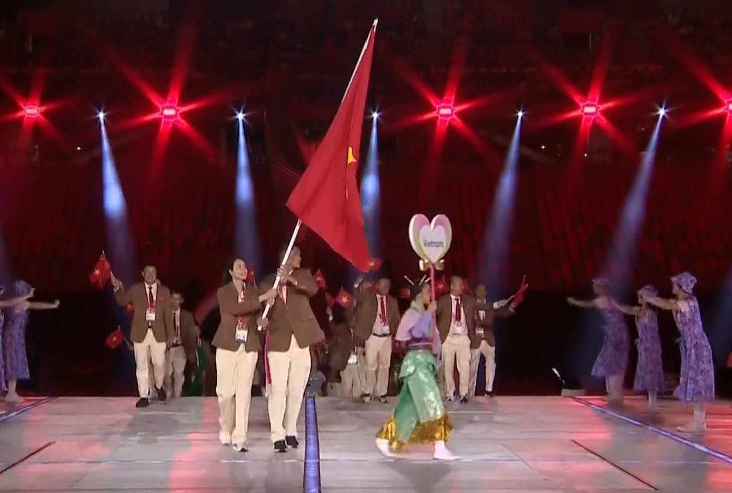 Lễ khai mạc Asiad 20: Kỳ đại hội thể thao châu Á ngập tràn sắc màu - Ảnh 12.