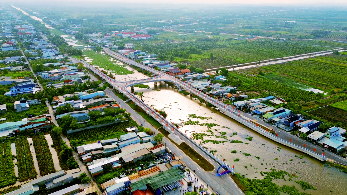 Xã Bình Lợi kỳ vọng lên phường: Mở thêm cơ hội thu hút đầu tư, phát triển hạ tầng - Ảnh 1.