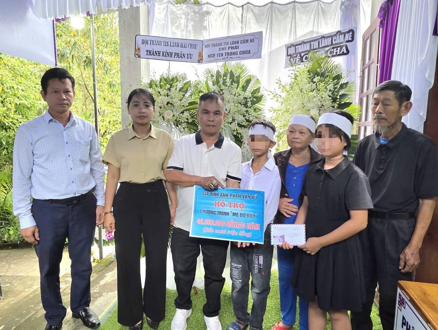Xóm làng xót xa người mẹ ở Đà Nẵng chết vì tai nạn giao thông, để lại 3 con mất cả mẹ cha - Ảnh 5.