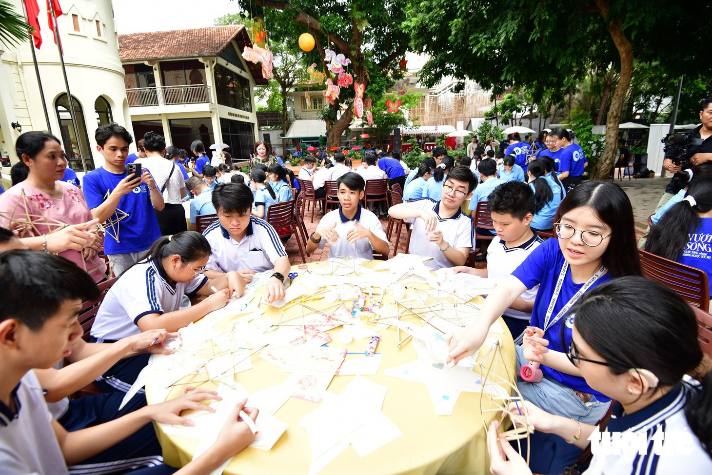 Mùa trăng yêu thương cho trẻ em khuyết tật - Ảnh 4.