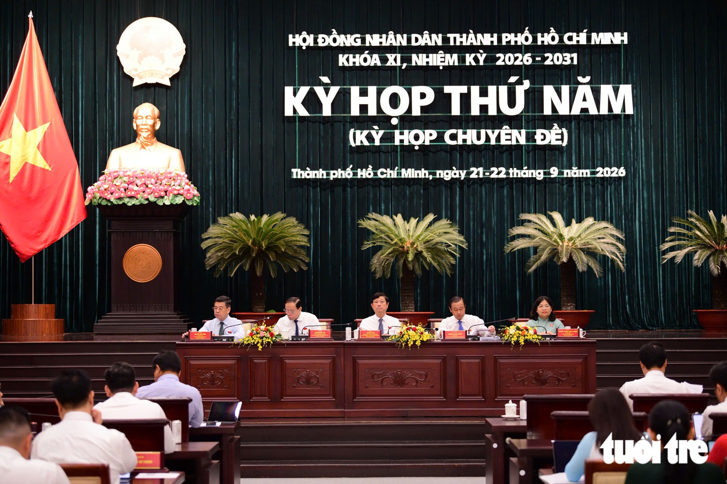 Đại biểu HĐND TP.HCM đề nghị làm rõ thẩm quyền chủ tịch cấp xã cắt điện nước công trình vi phạm - Ảnh 1.