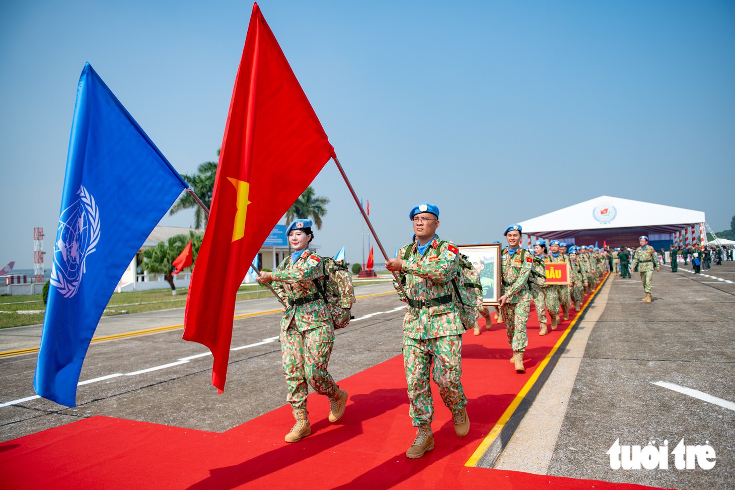 Lễ xuất quân Bệnh viện dã chiến 2 . 8 Và Đội công binh số 5 lên đường làm nhiệm vụ - Ảnh 9.