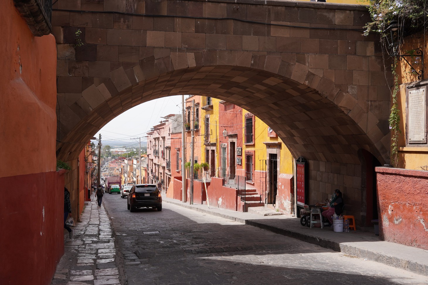 Ở Guanajuato, khi nào chết cũng có màu sắc - Ảnh 2.