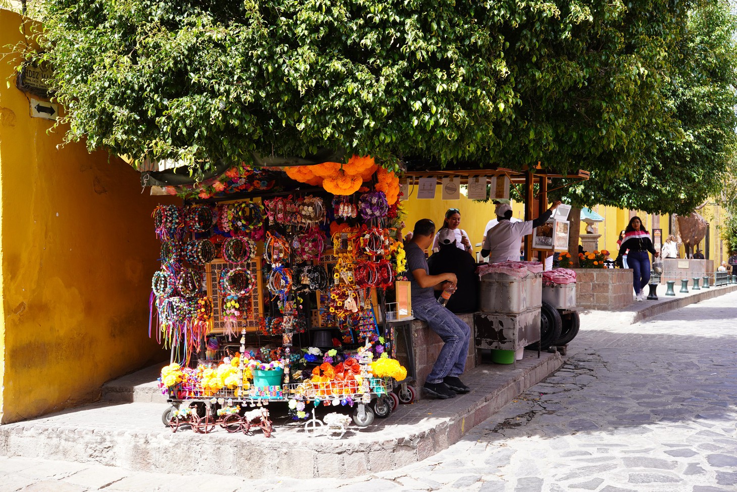 Ở Guanajuato, khi nào chết cũng có màu sắc - Ảnh 6.