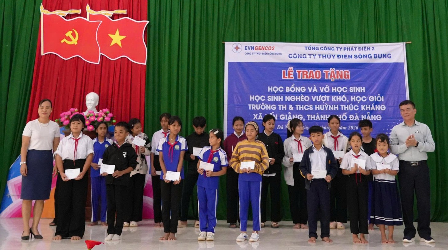 qq - Ảnh 1.
