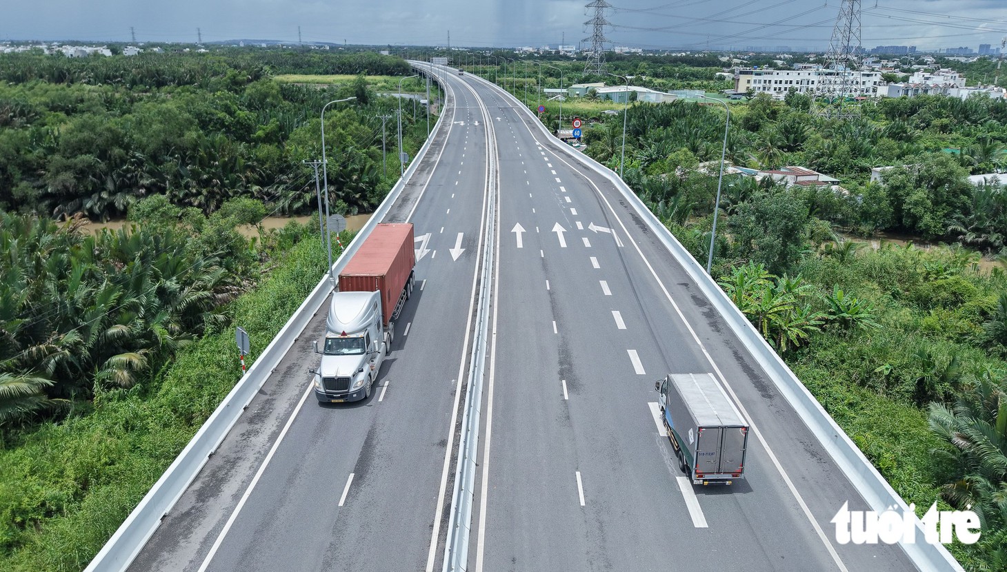 Nút giao đường Rừng Sác, quốc lộ 50 với cao tốc Bến Lức - Long Thành thi công “thần tốc” từ 7-12 tháng - Ảnh 1.