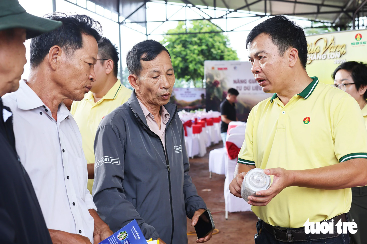 Nông dân Đắk Lắk hào hứng với Workshop 'Nâng giá trị Robusta từ dữ liệu canh tác' - Ảnh 8.