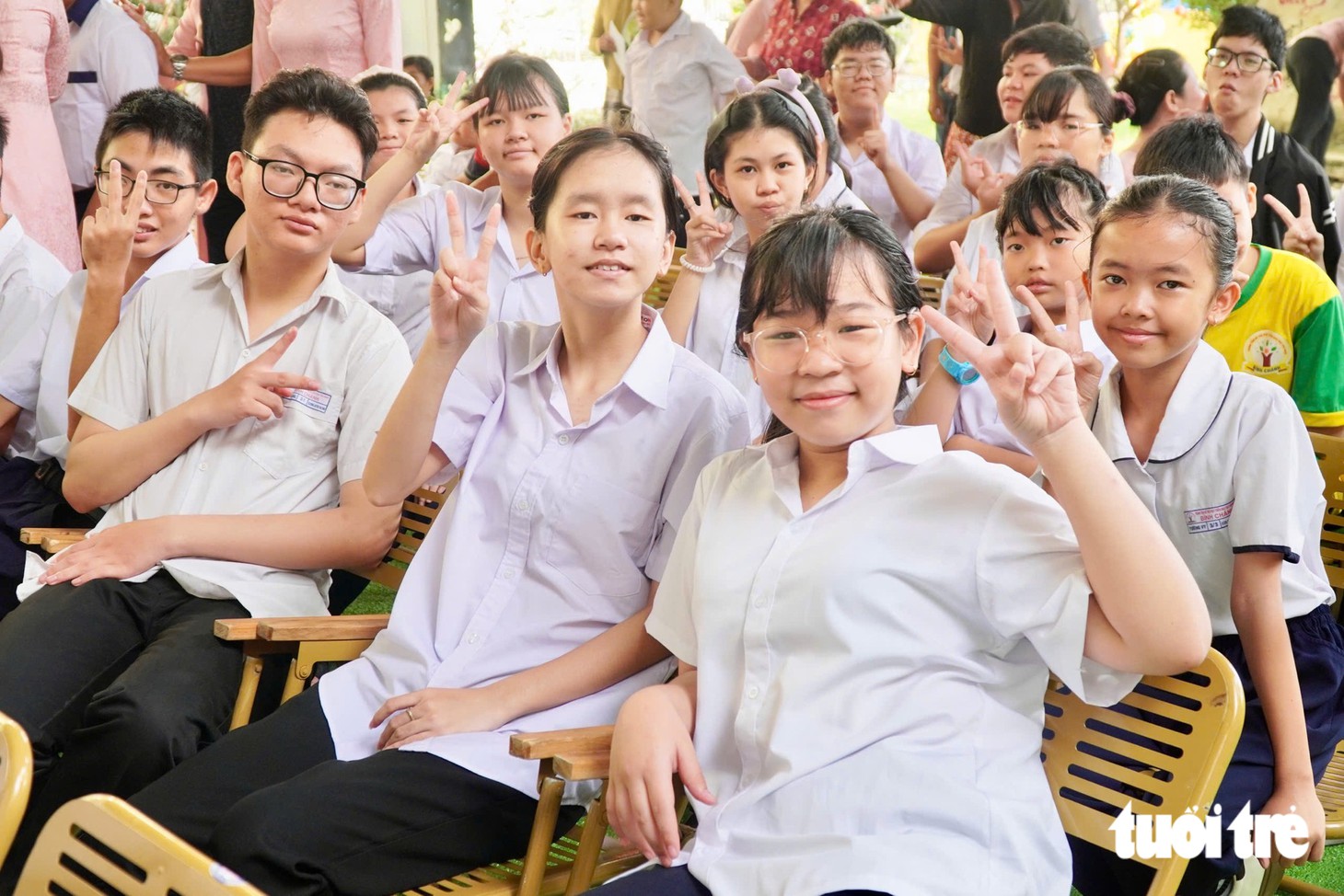 Bí thư Trần Lưu Quang, chủ tịch Nguyễn Văn Được dự lễ khai giảng tại Trường THPT Trần Khai Nguyên - Ảnh 20.